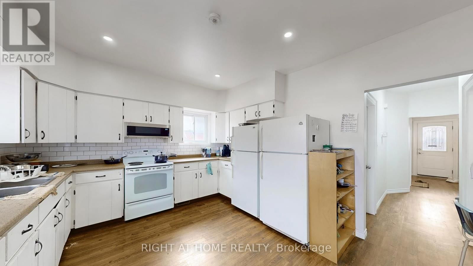 64 EAGLE AVENUE Image 7