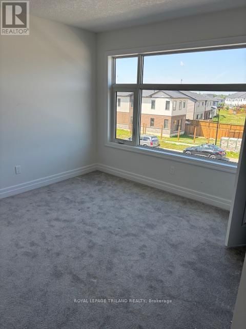 90 KNOTT DRIVE Image 4