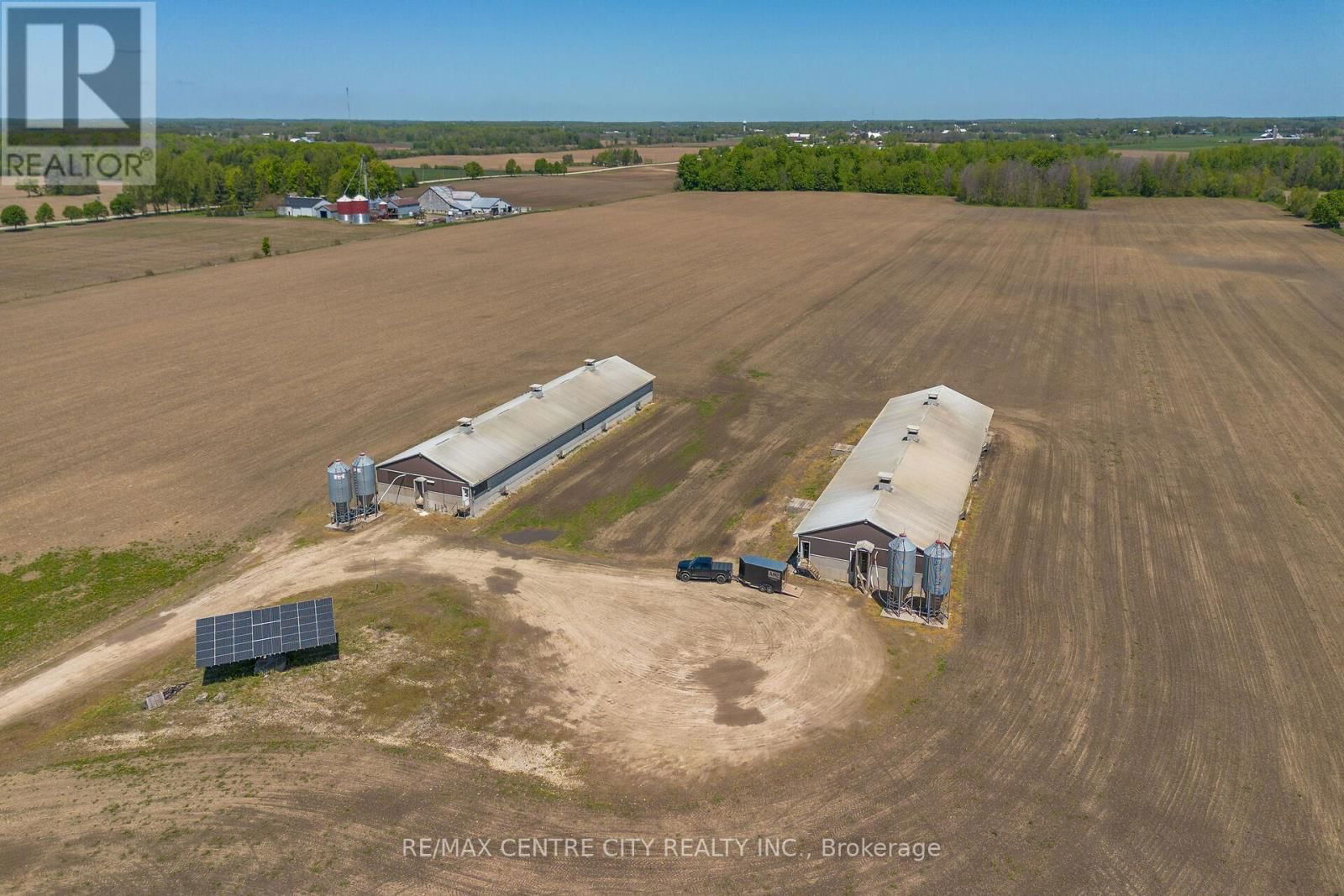6124 5TH LINE Image 10