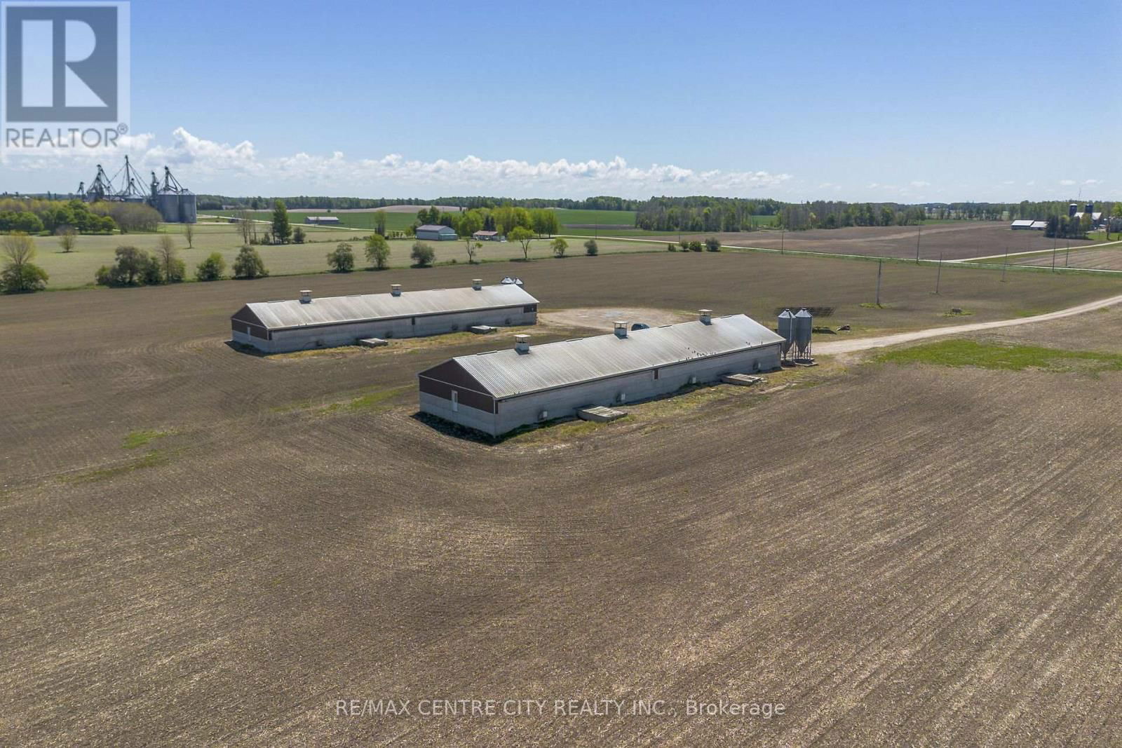 6124 5TH LINE Image 9