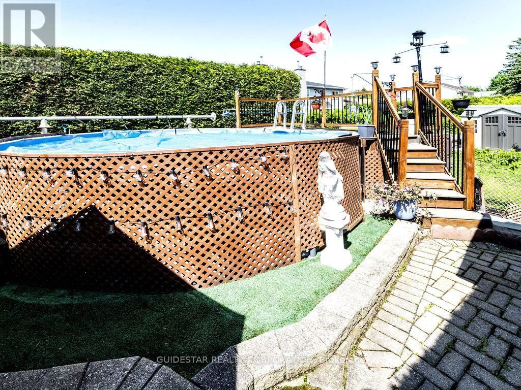 1639 TOULOUSE CRESCENT Image 25