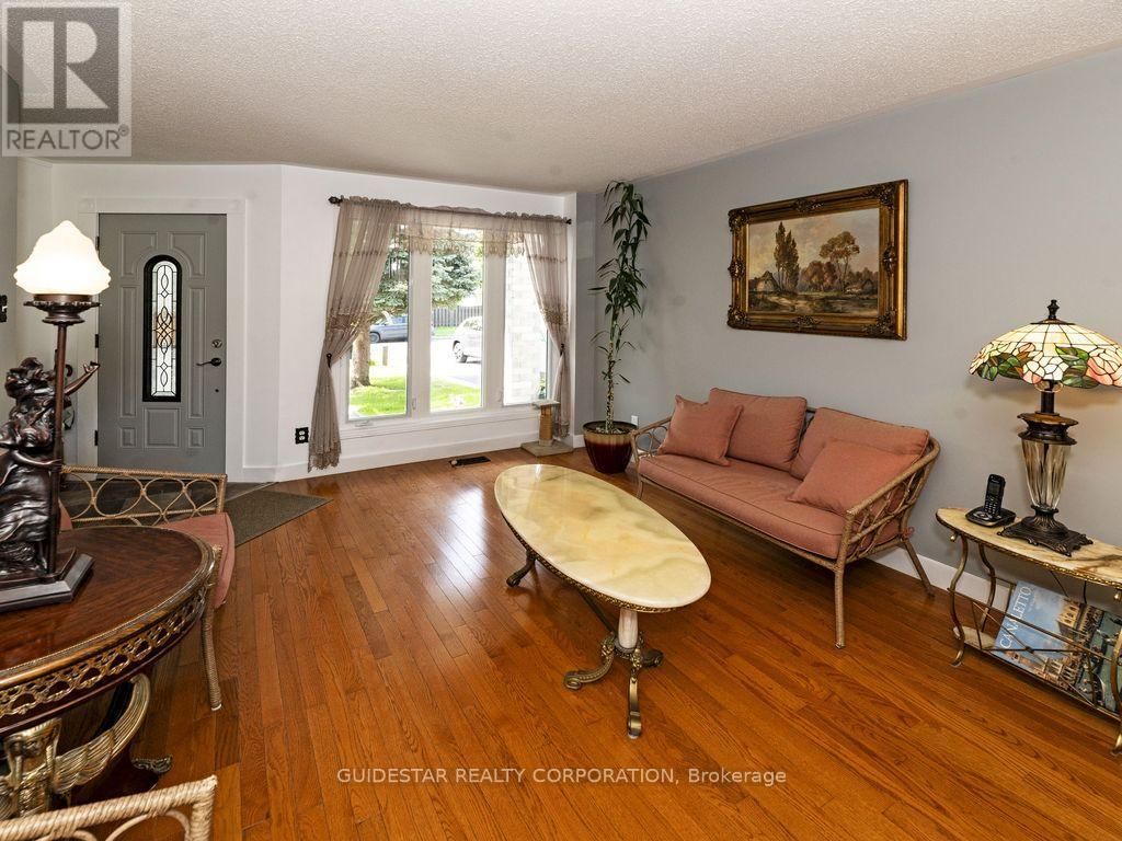 1639 TOULOUSE CRESCENT Image 4