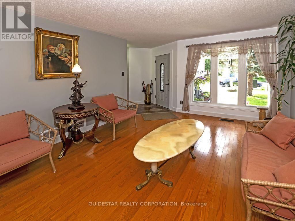1639 TOULOUSE CRESCENT Image 5