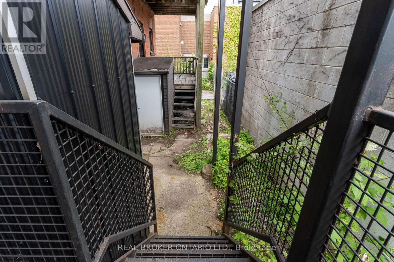 55 YOUNG STREET Image 18