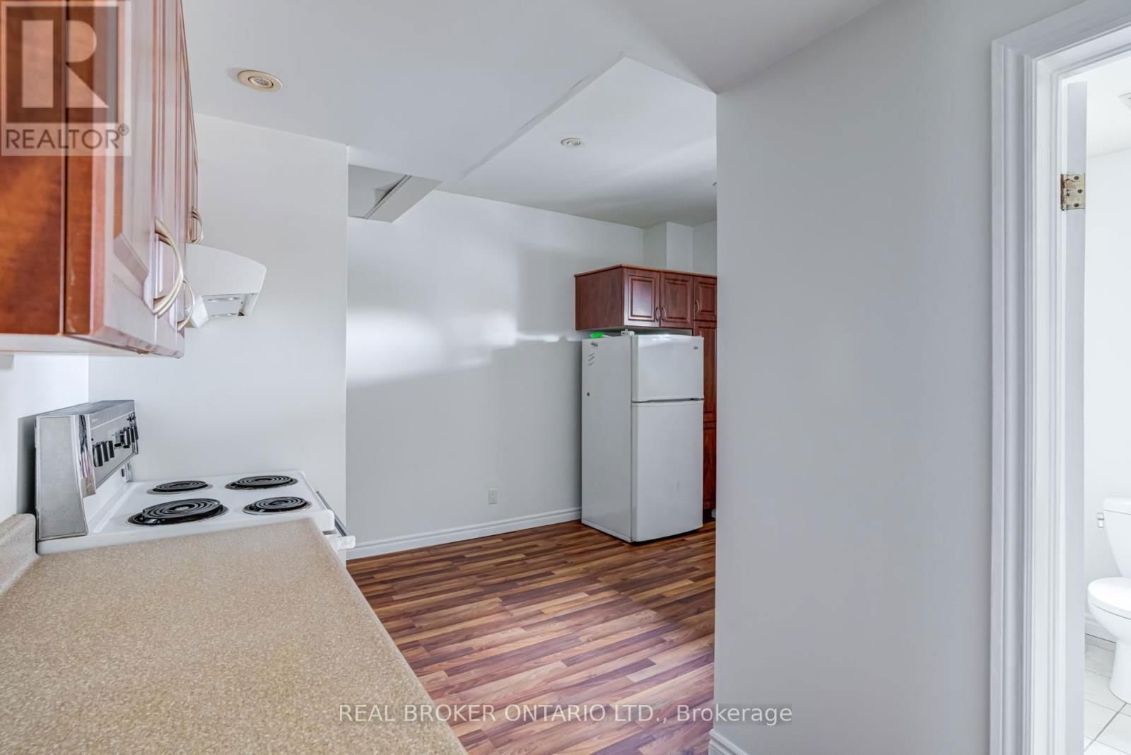 55 YOUNG STREET Image 22