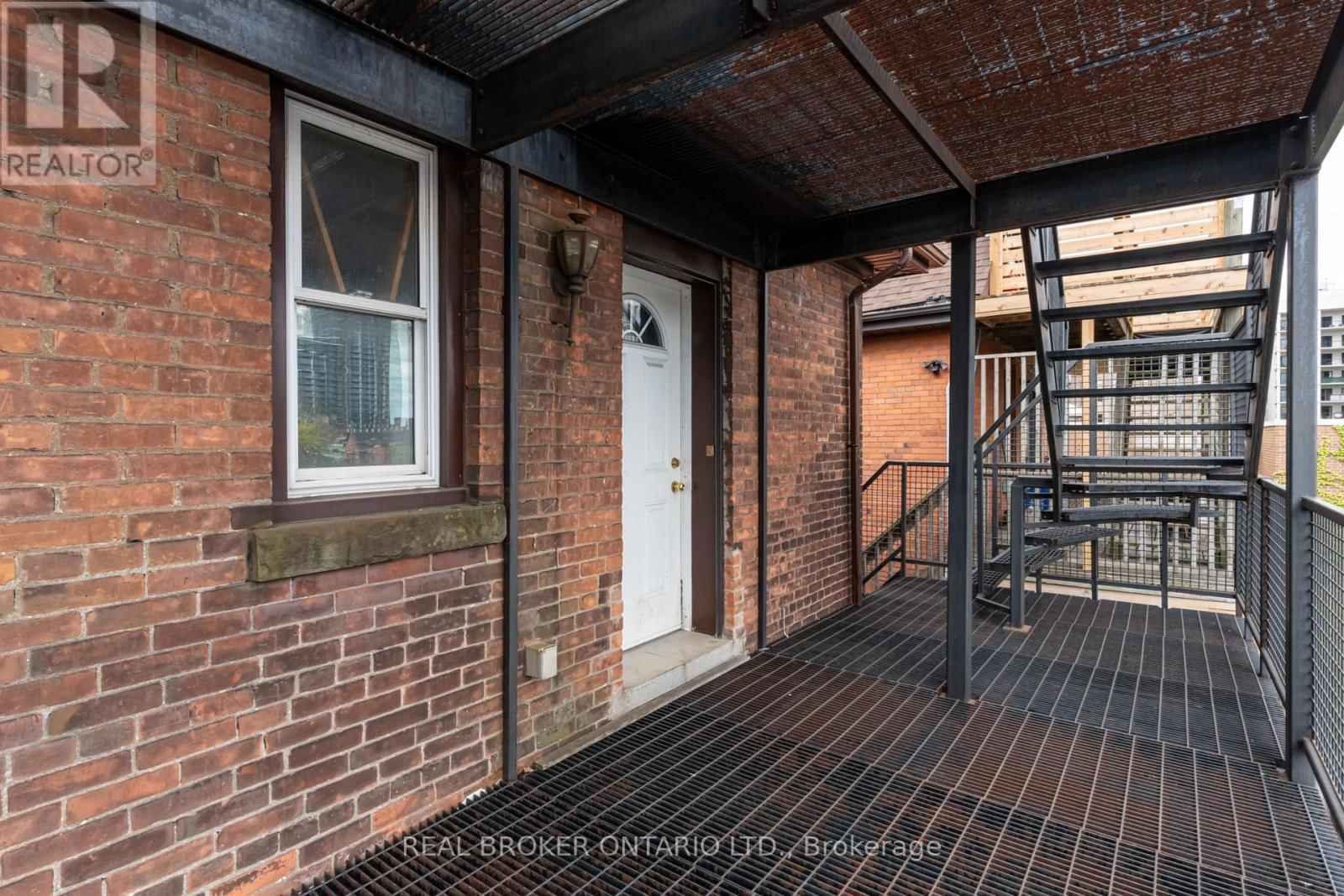 55 YOUNG STREET Image 35