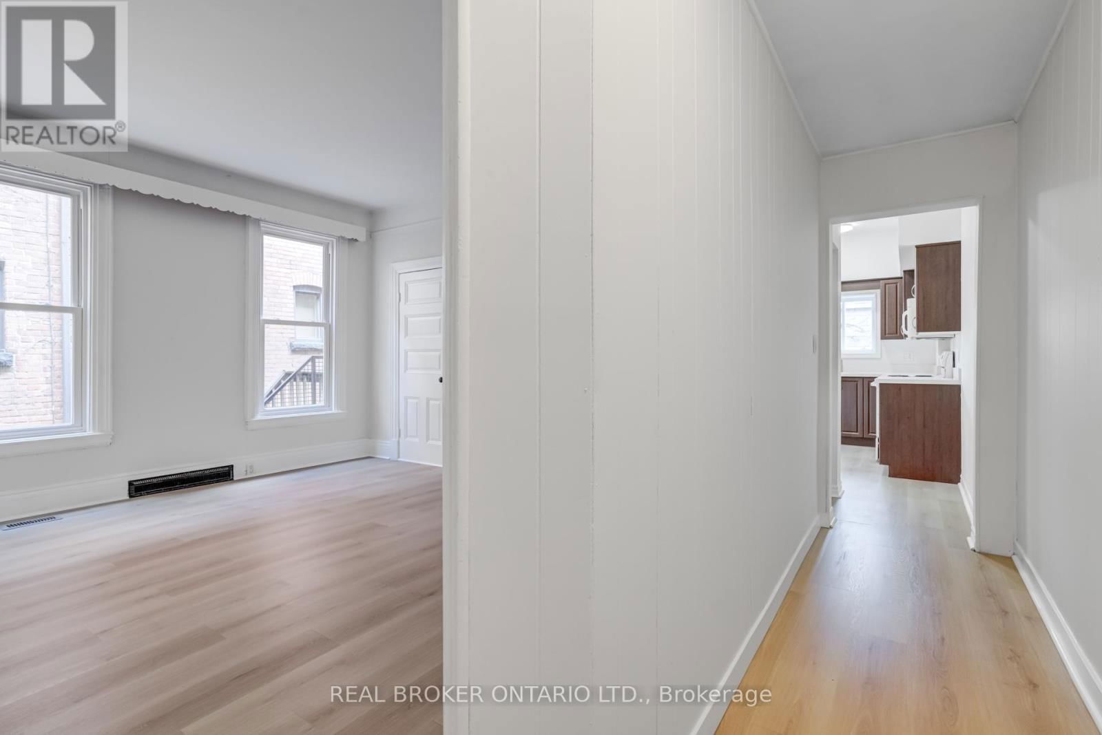 55 YOUNG STREET Image 7