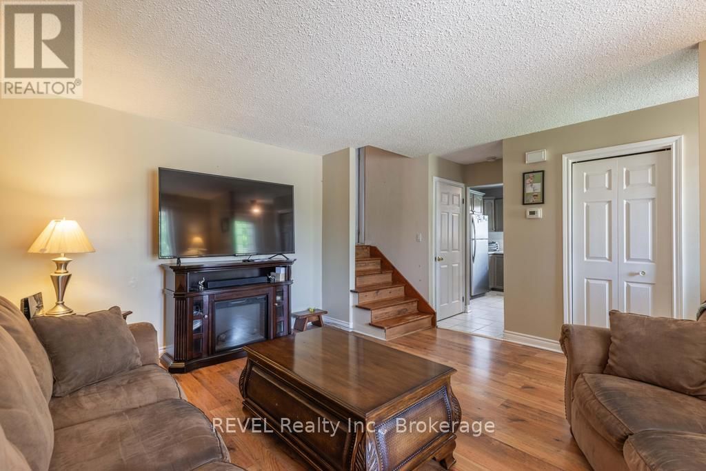 6556 ECHO CIRCLE Image 11