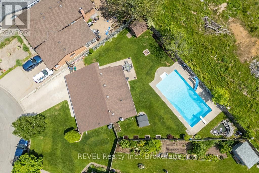 6556 ECHO CIRCLE Image 30