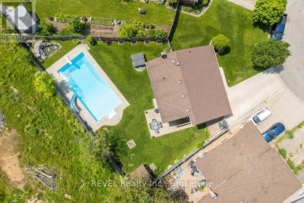 6556 ECHO CIRCLE Image 33