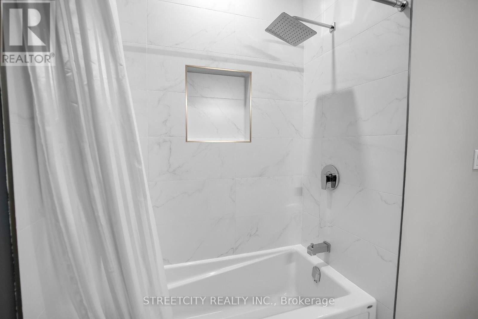 126 - 9861 GLENDON DRIVE Image 21