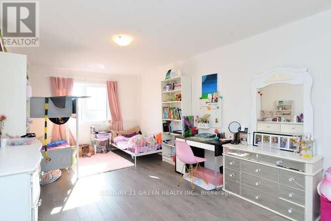 150 WINTERS WAY Image 32