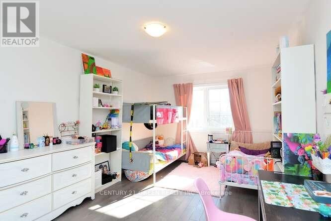 150 WINTERS WAY Image 33