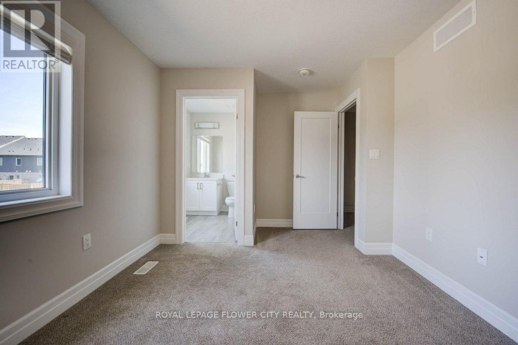 46 NIESON STREET Image 33