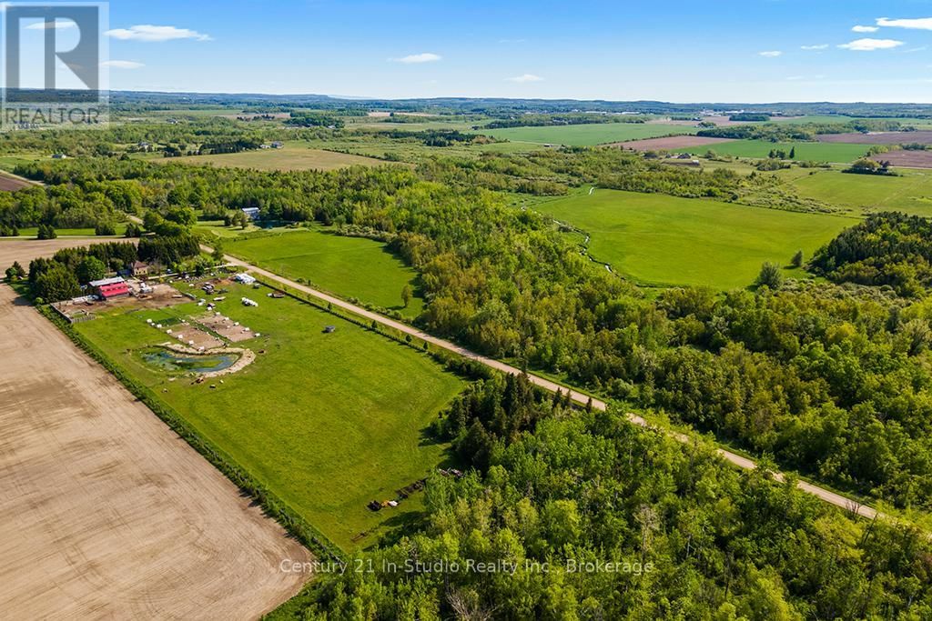 375533 6TH LINE Image 2