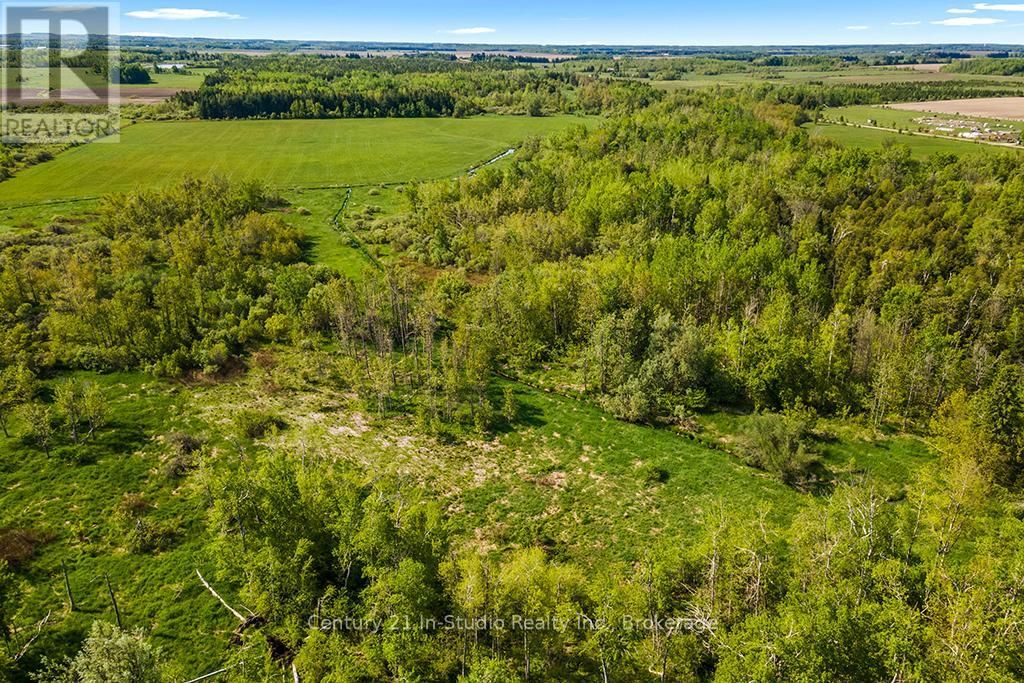 375533 6TH LINE Image 32