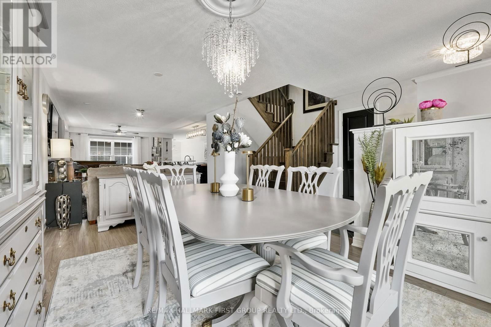 14 MAPLE BOULEVARD Image 11