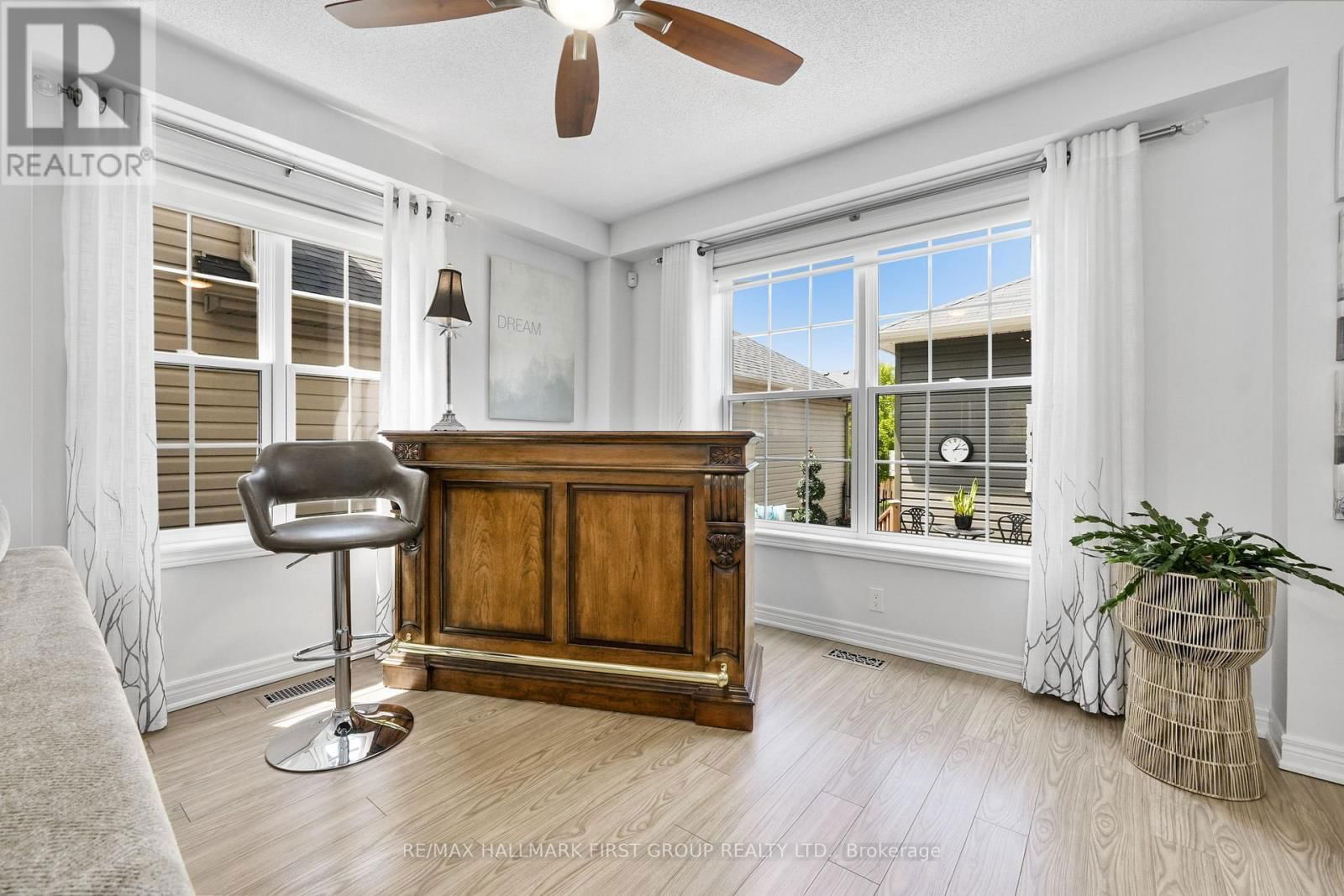14 MAPLE BOULEVARD Image 16