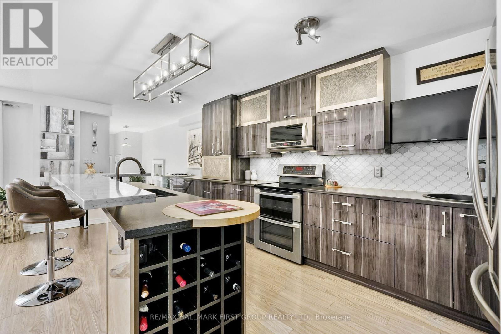 14 MAPLE BOULEVARD Image 20