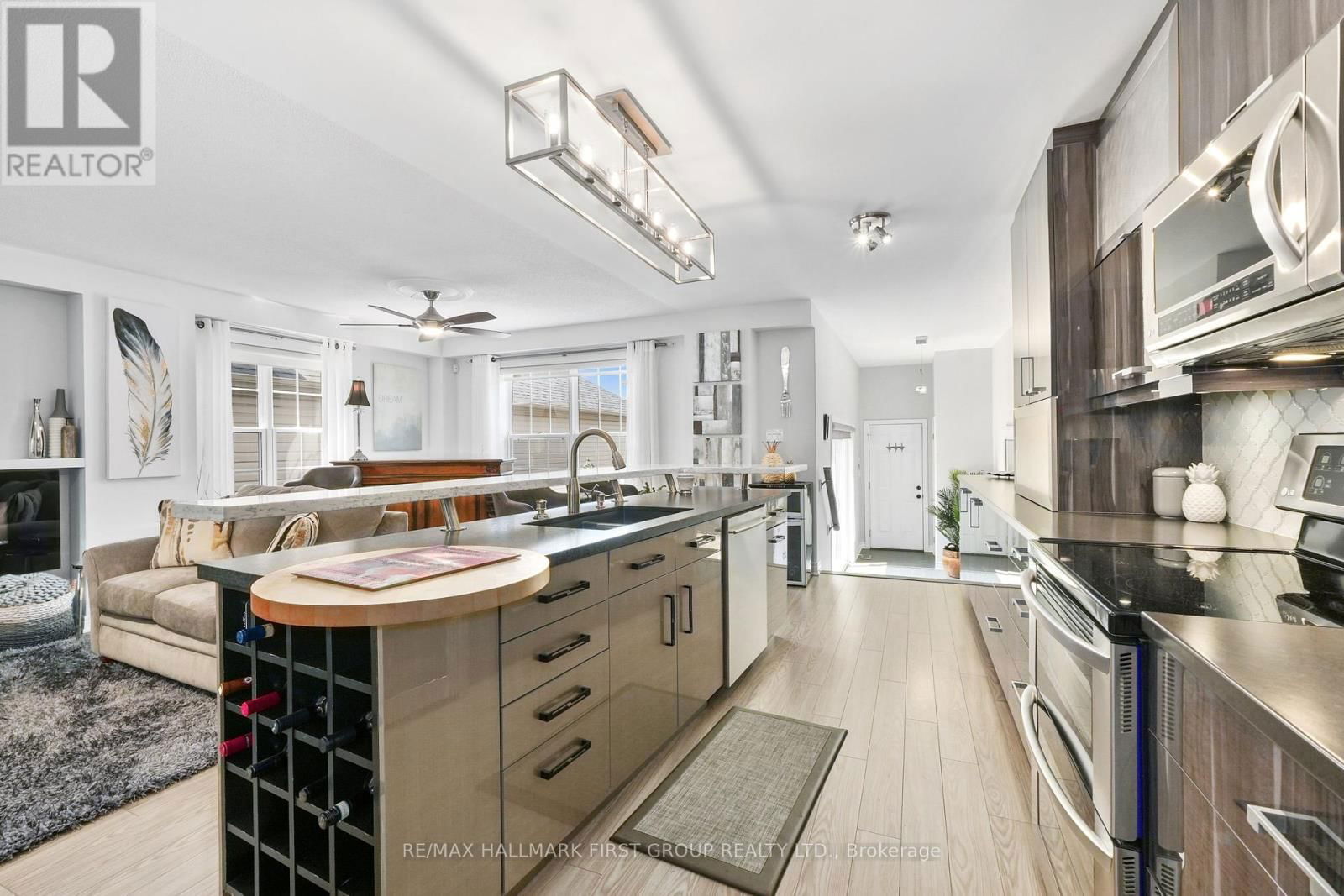 14 MAPLE BOULEVARD Image 26