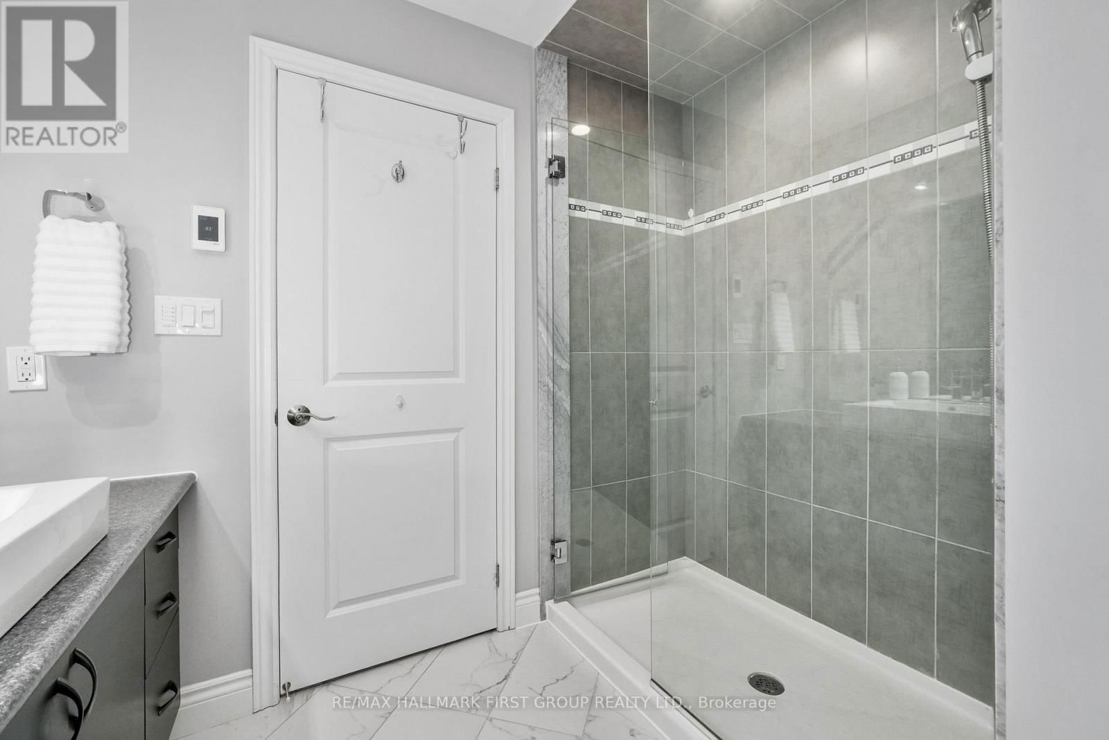 14 MAPLE BOULEVARD Image 34