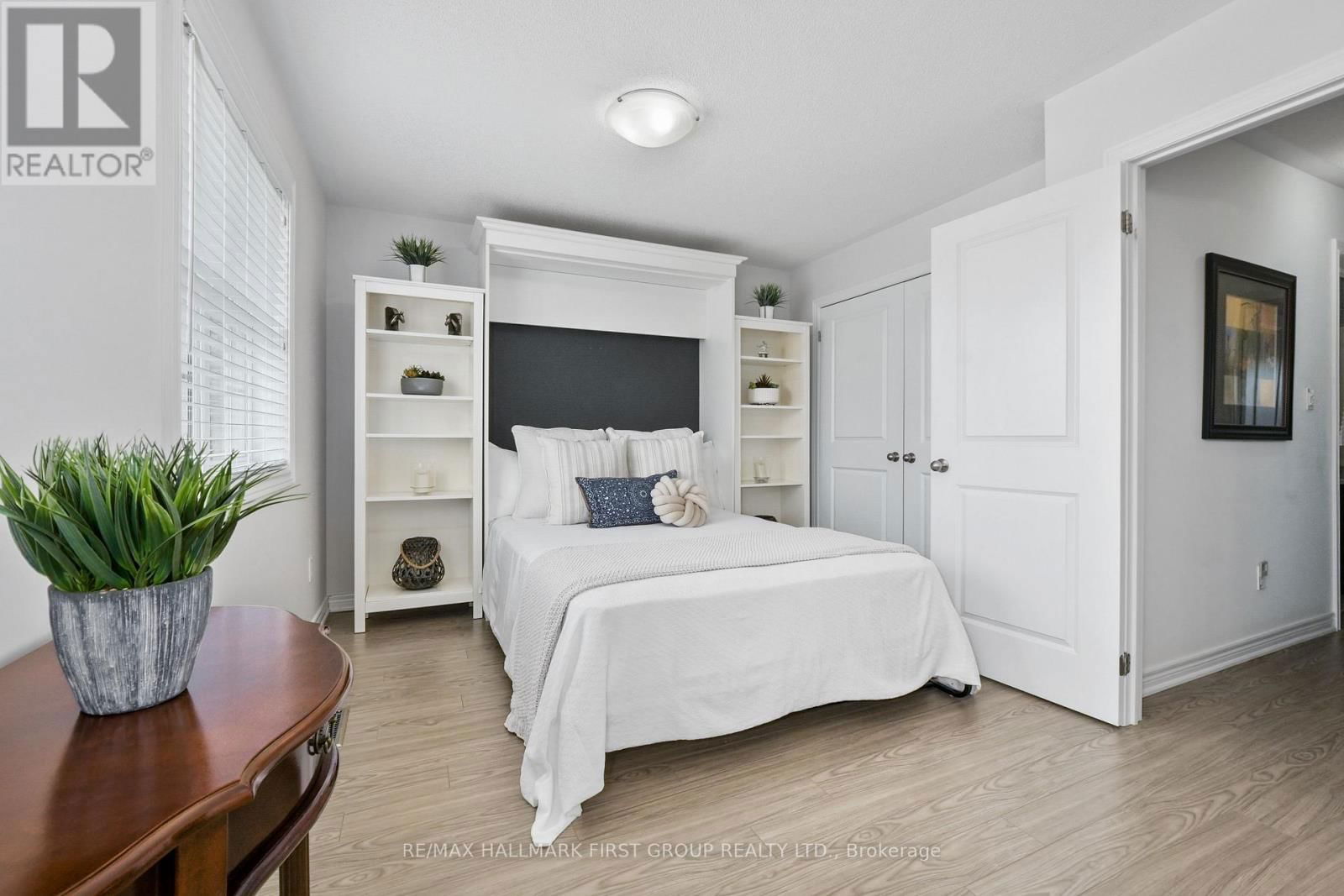 14 MAPLE BOULEVARD Image 36