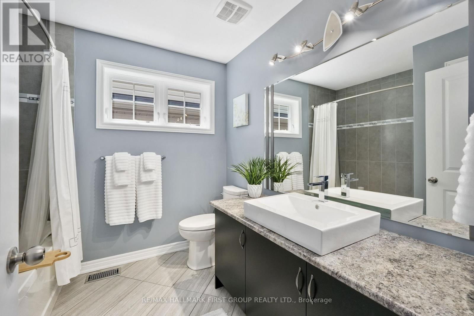 14 MAPLE BOULEVARD Image 38