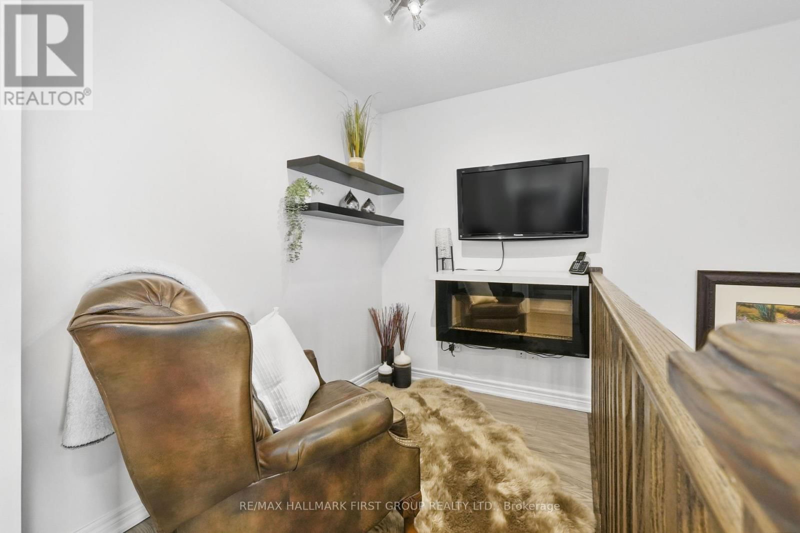 14 MAPLE BOULEVARD Image 39