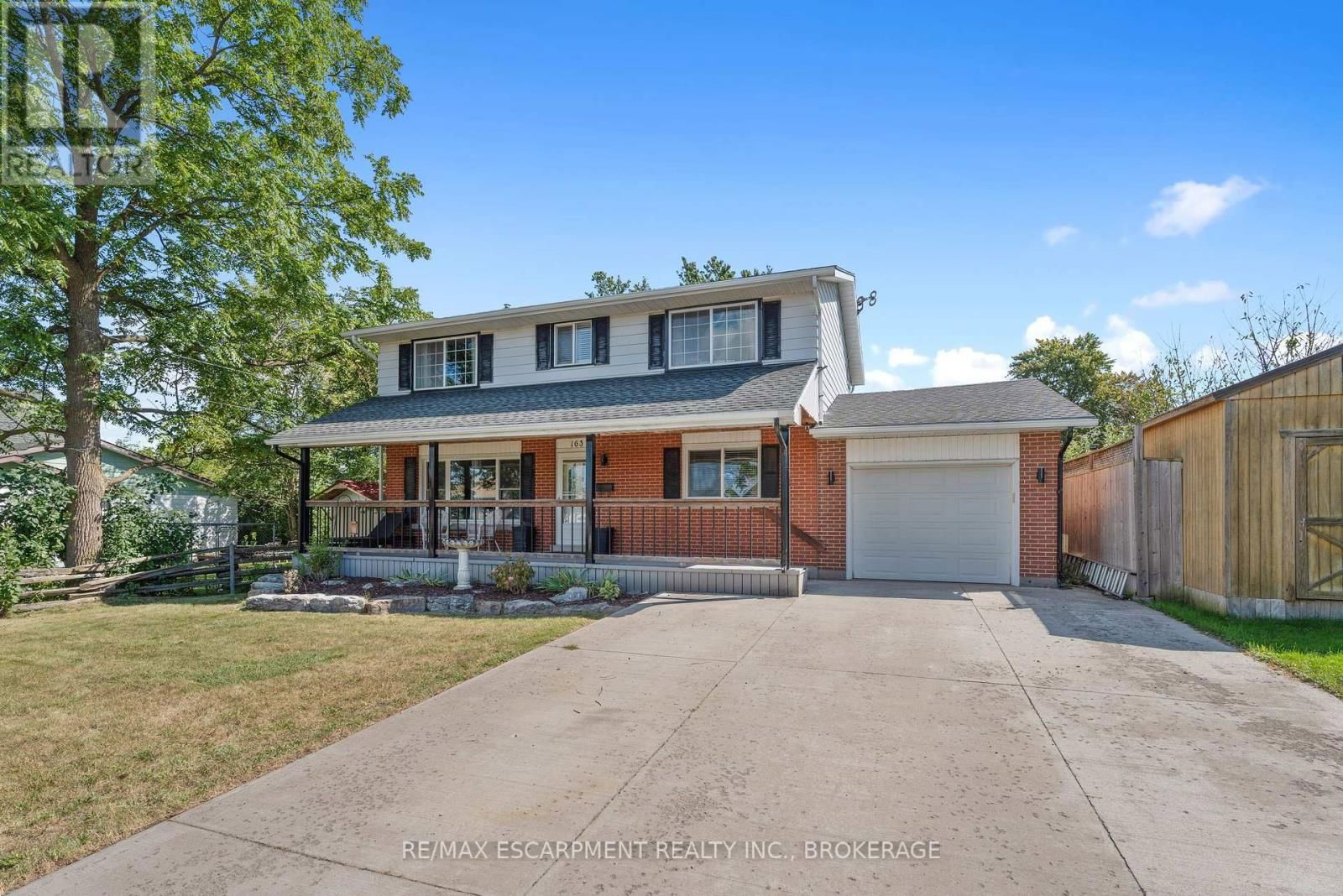 163 CHAMPLAIN DRIVE Image 3