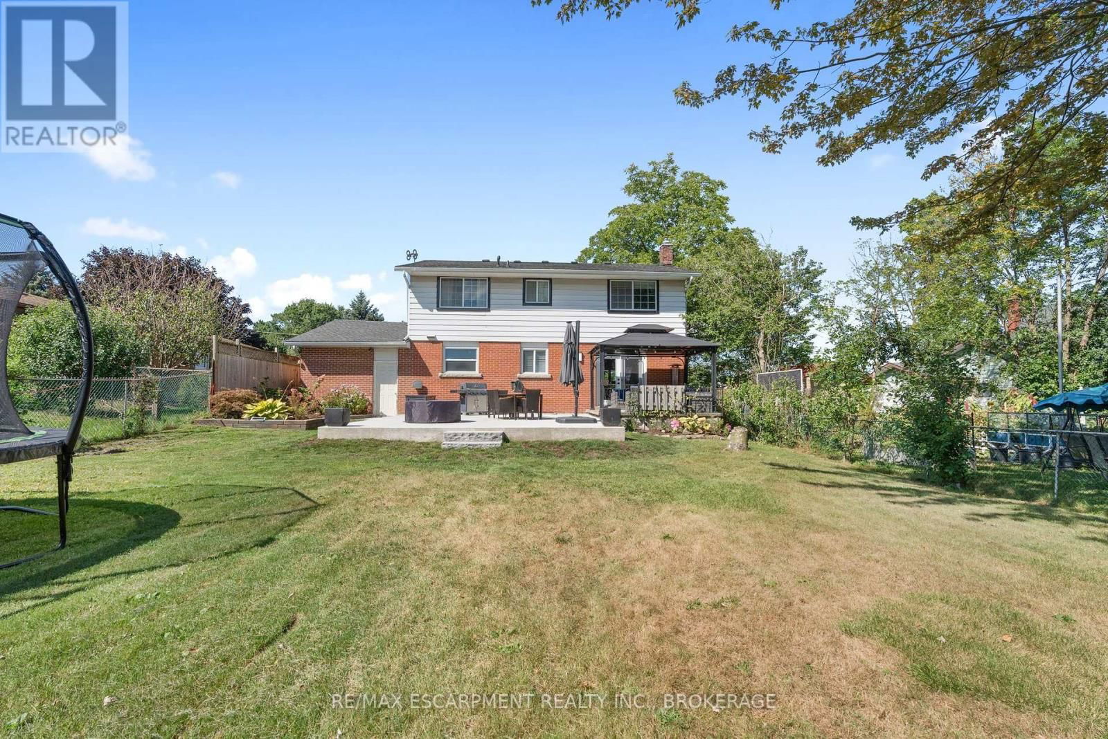 163 CHAMPLAIN DRIVE Image 33