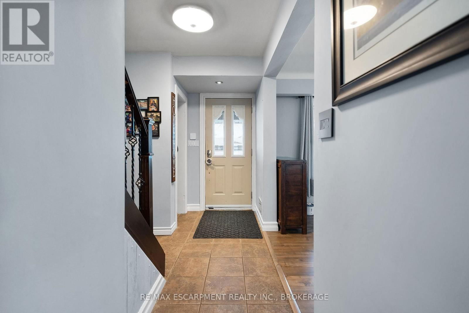 163 CHAMPLAIN DRIVE Image 7