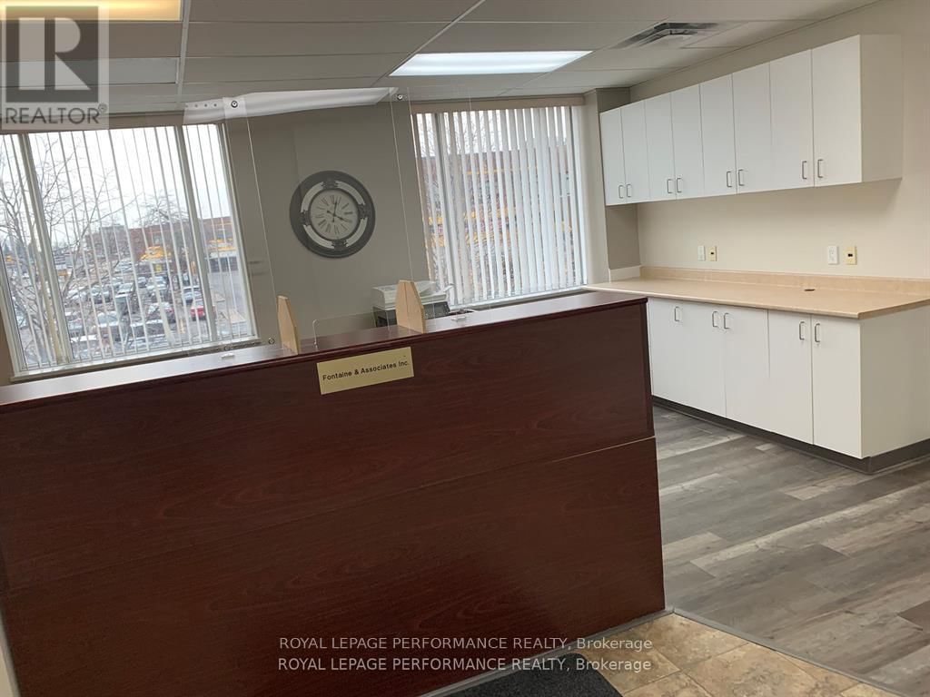205 - 1390 CLYDE AVENUE Image 4