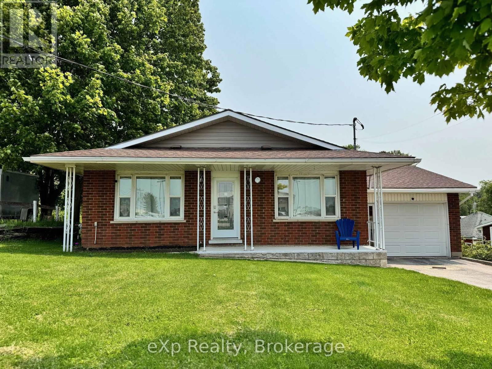 361 1ST AVENUE SOUTH Image 2