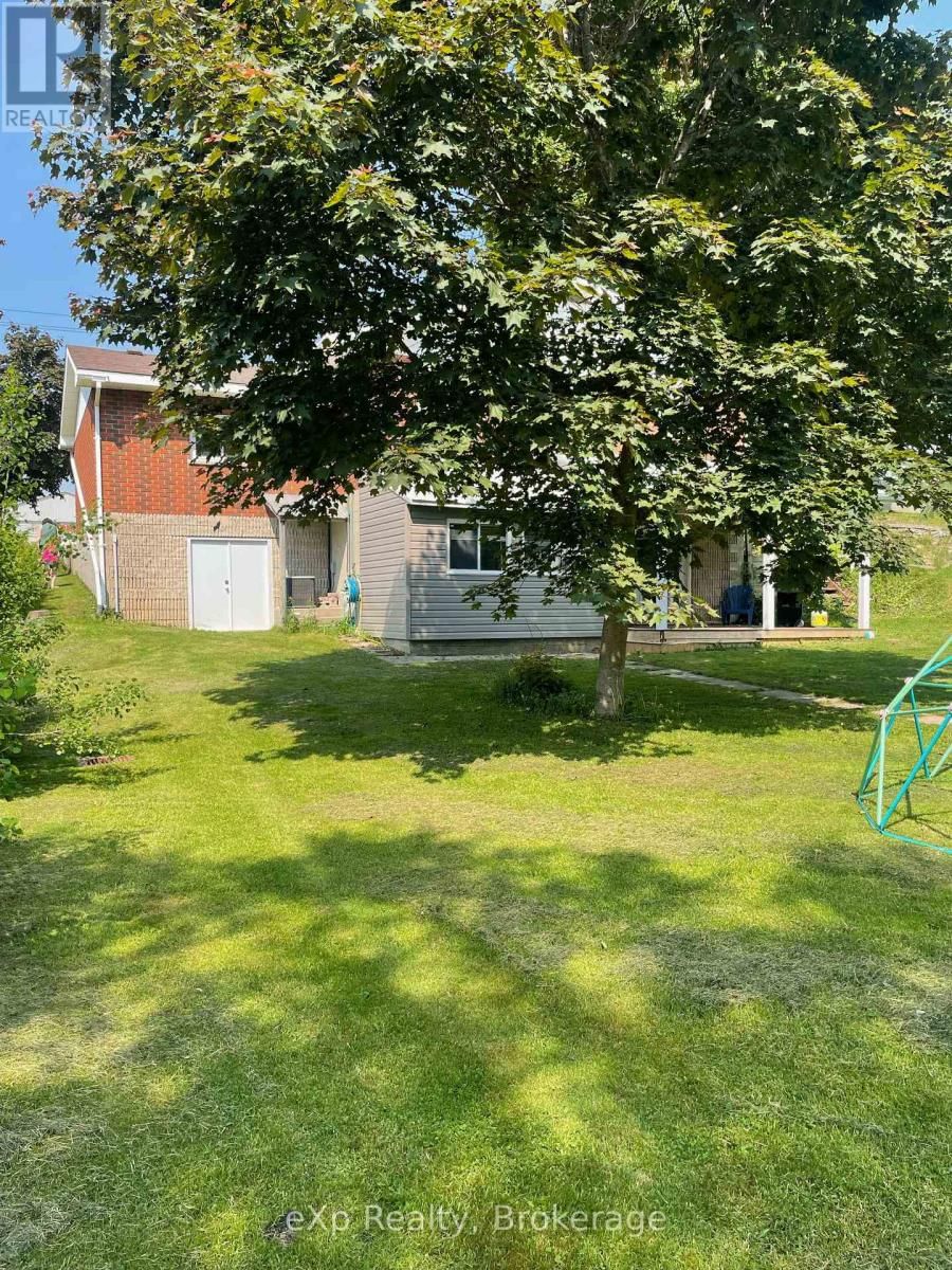 361 1ST AVENUE SOUTH Image 26