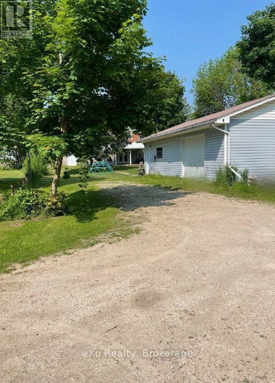 361 1ST AVENUE SOUTH Image 32