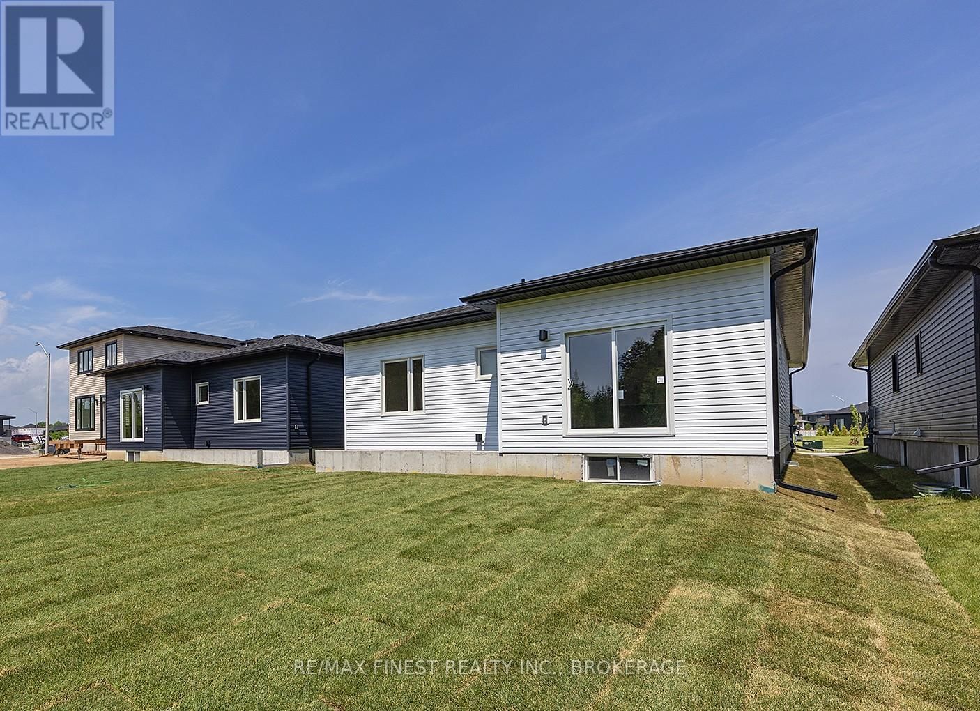 161 CREIGHTON DRIVE Image 38