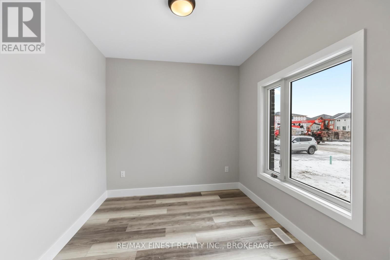 161 CREIGHTON DRIVE Image 5