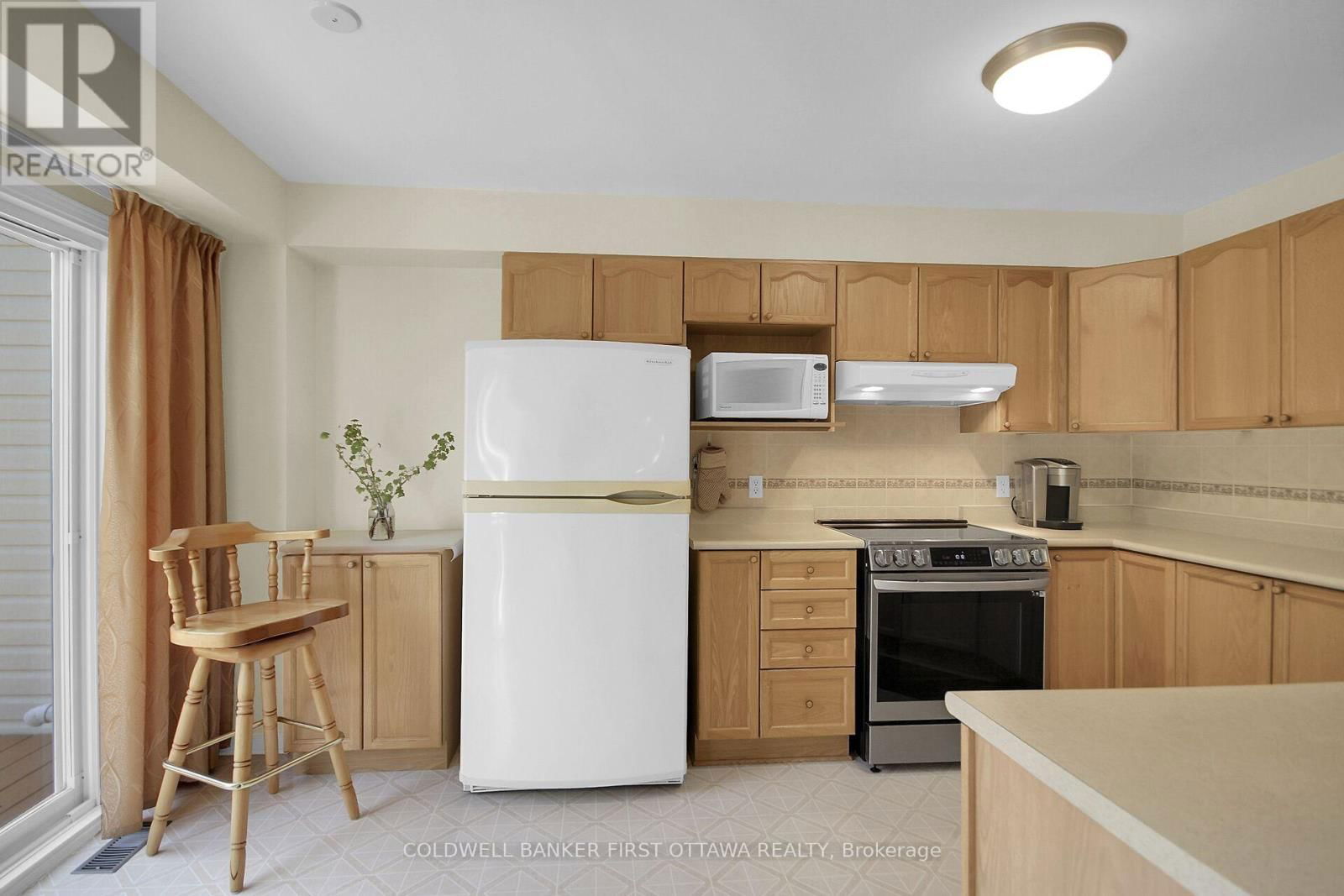 41 TOBERMORY CRESCENT Image 16