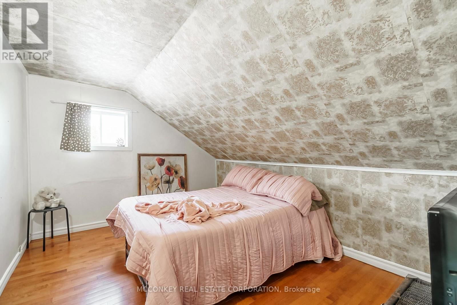 2385 NORTHEY'S ROAD Image 34