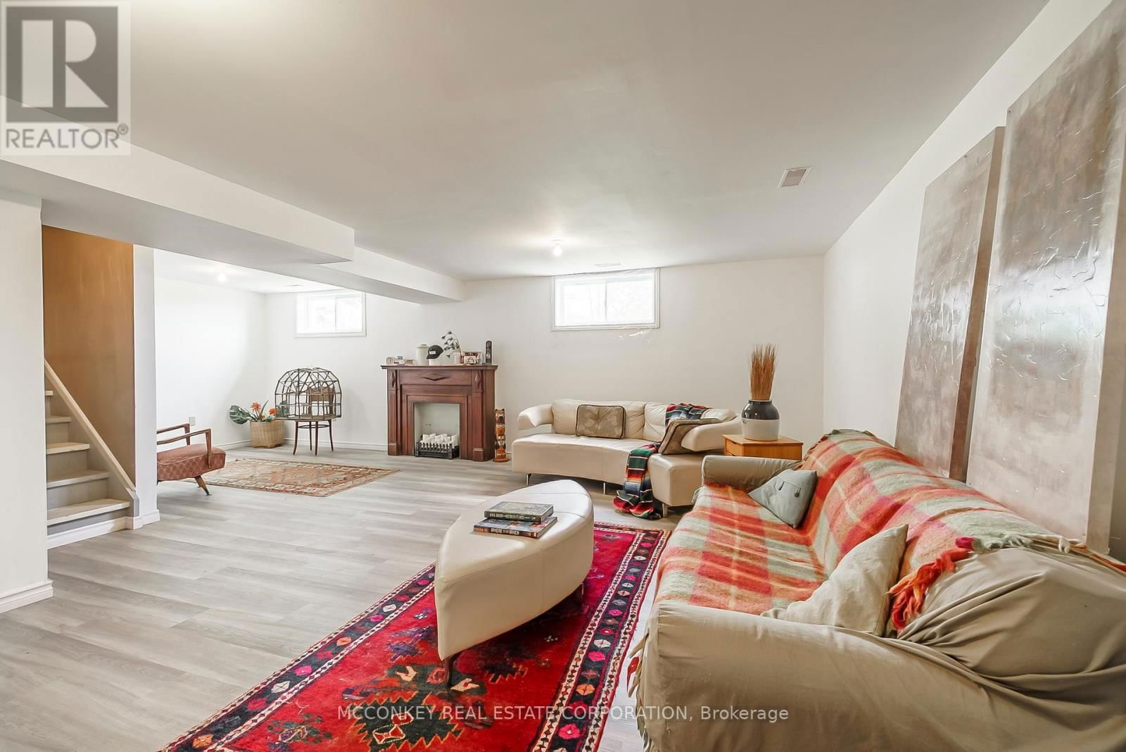 2385 NORTHEY'S ROAD Image 37