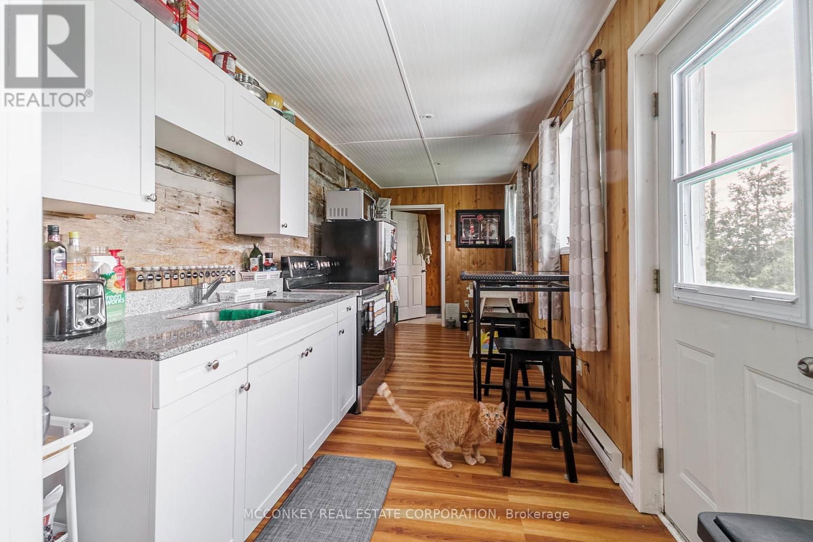 2385 NORTHEY'S ROAD Image 40