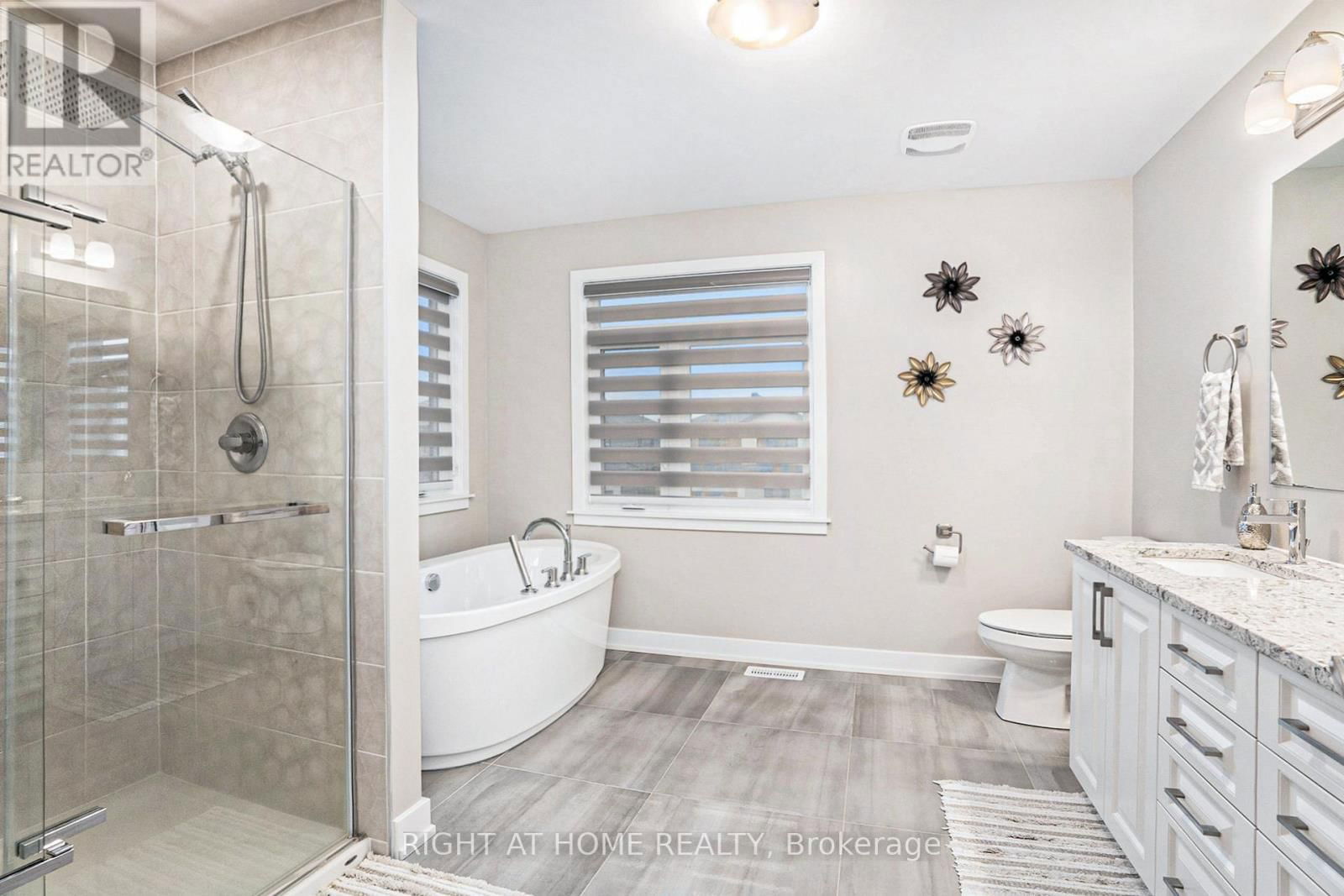 203 OSTERLEY WAY Image 21
