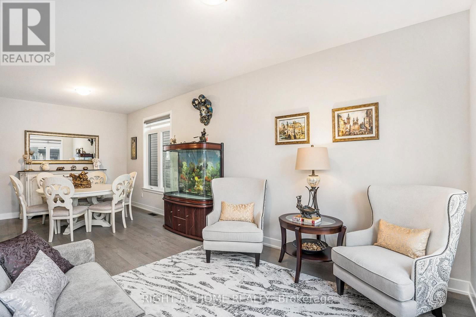 203 OSTERLEY WAY Image 3