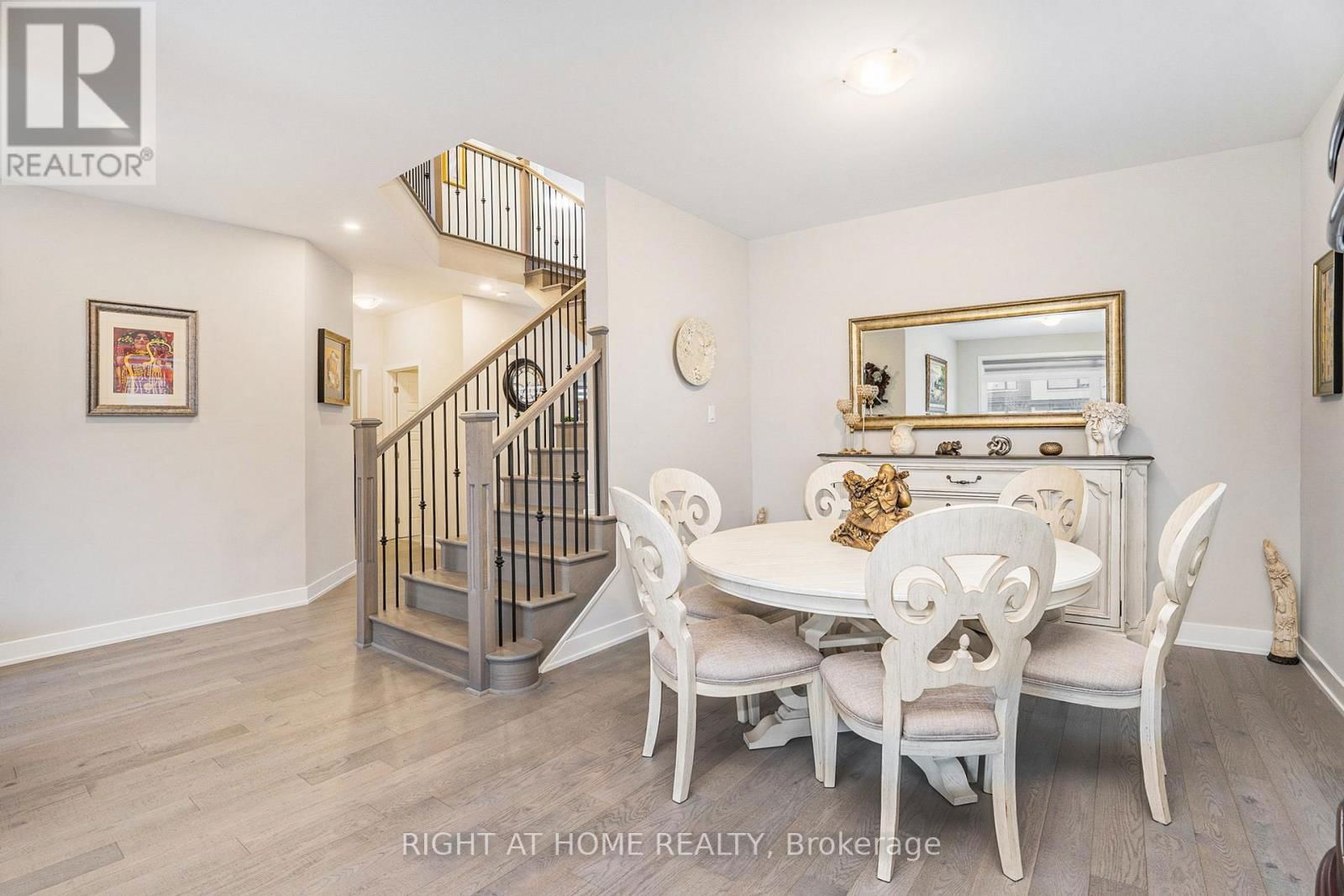 203 OSTERLEY WAY Image 5