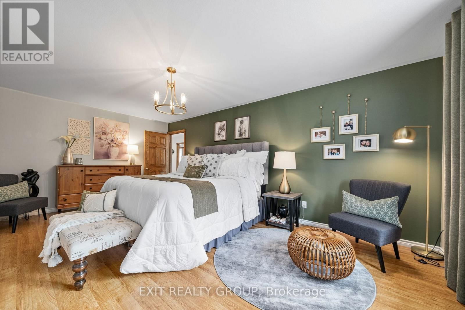39 WOODS ROAD Image 18