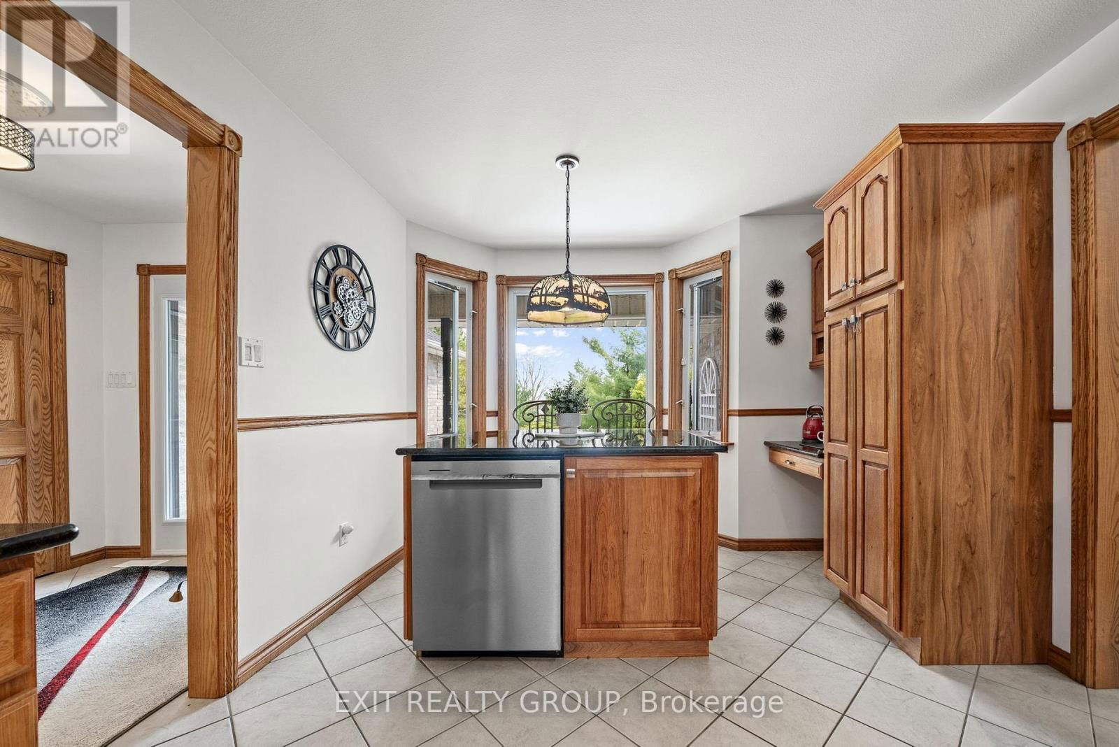 39 WOODS ROAD Image 7