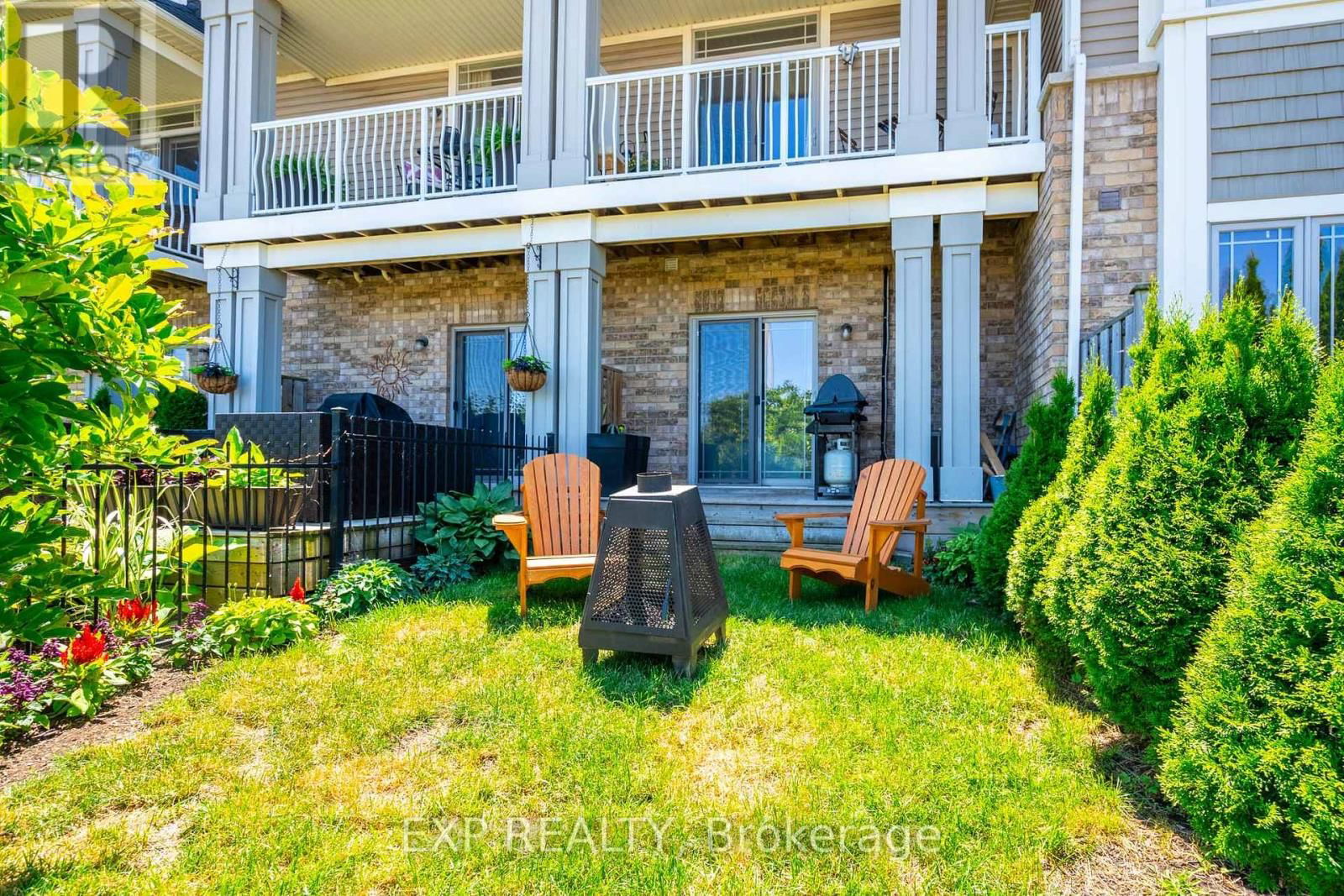 28 - 8 HEMLOCK WAY Image 36
