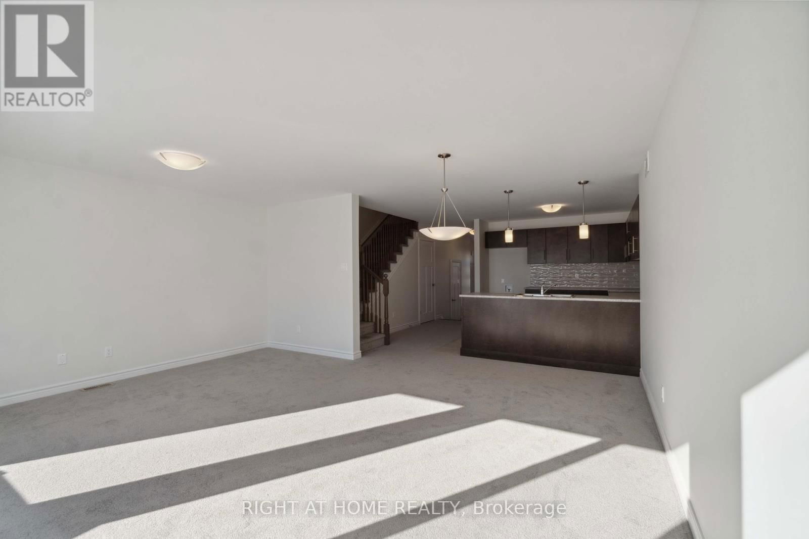 56 GRIFFITH WAY Image 19