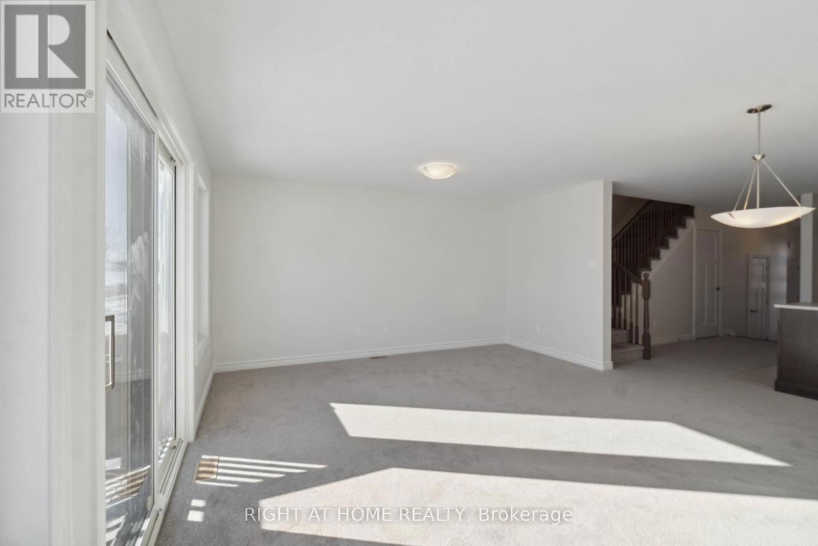 56 GRIFFITH WAY Image 20