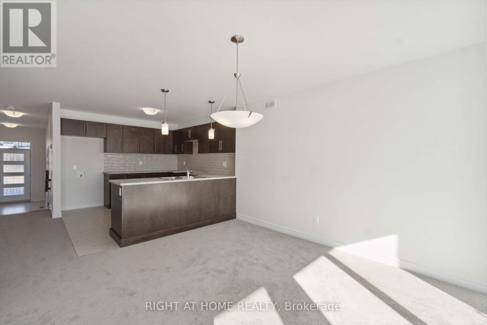 56 GRIFFITH WAY Image 26